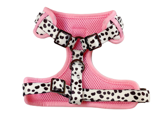 Moo No-Pull Dog Harness – Eco-Friendly Cow Print Dog Gear