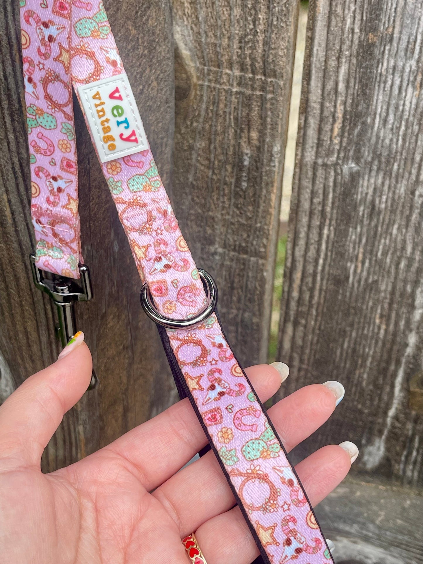 Desert Darling Dog Leash – Pink Western Print Lead – Recycled & Eco-Friendly