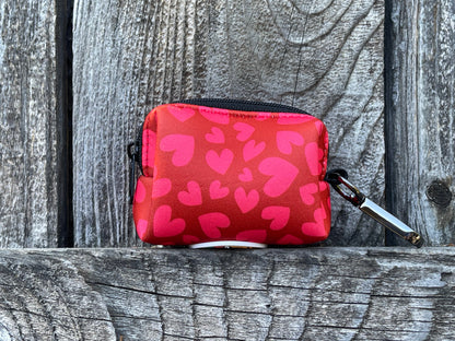 Love Is In The Air Dog Poop Bag Holder – Red Heart Print Recycled Waste Bag Dispenser