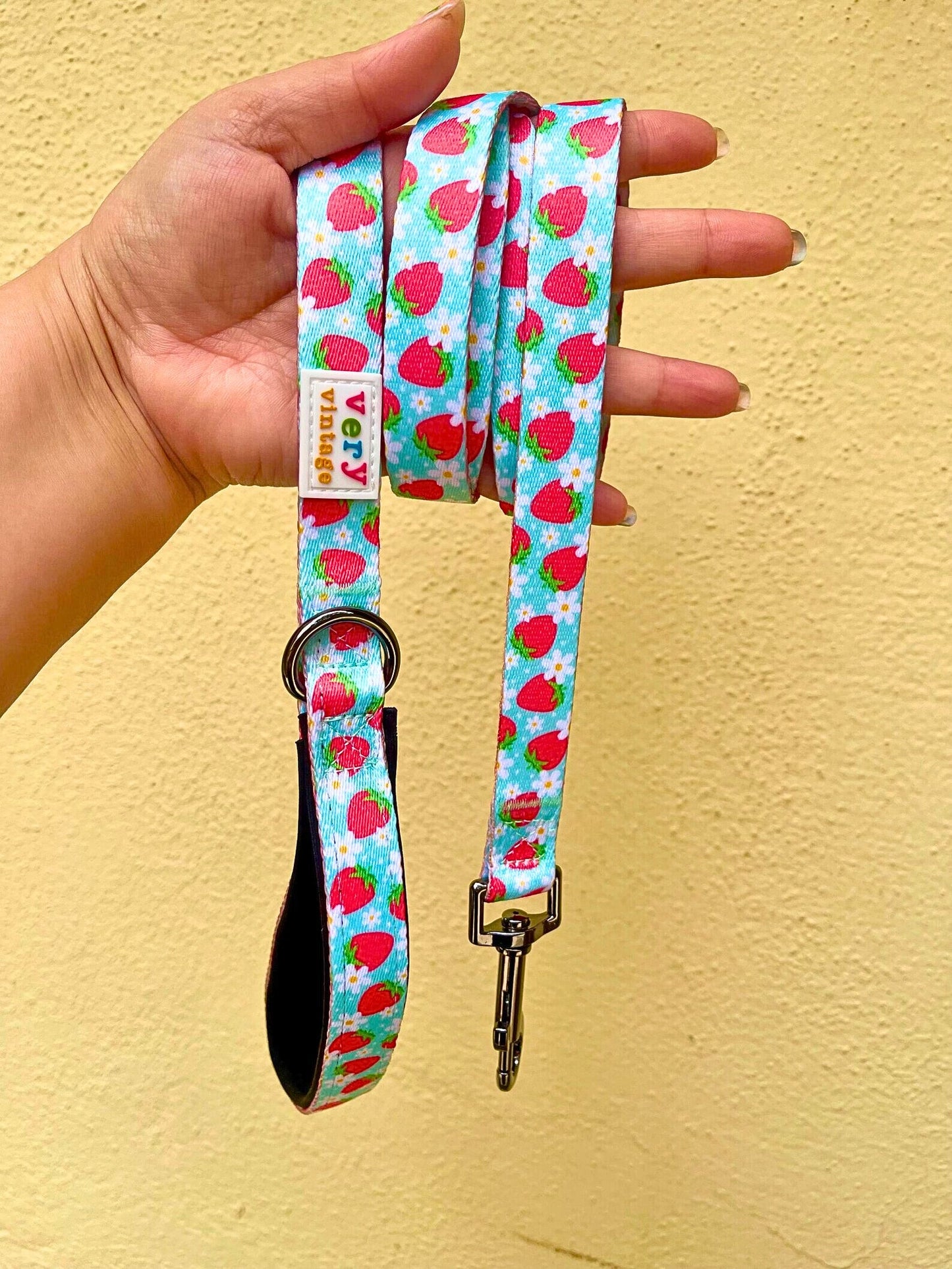 Berry Bestie Dog Leash – Strawberry Print Lead – Recycled & Eco-Friendly