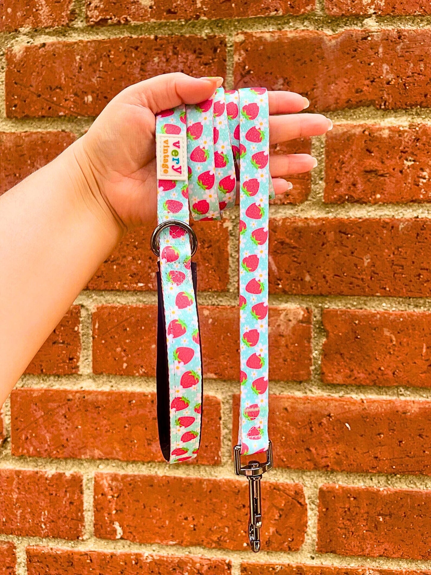 Berry Bestie Dog Leash – Strawberry Print Lead – Recycled & Eco-Friendly