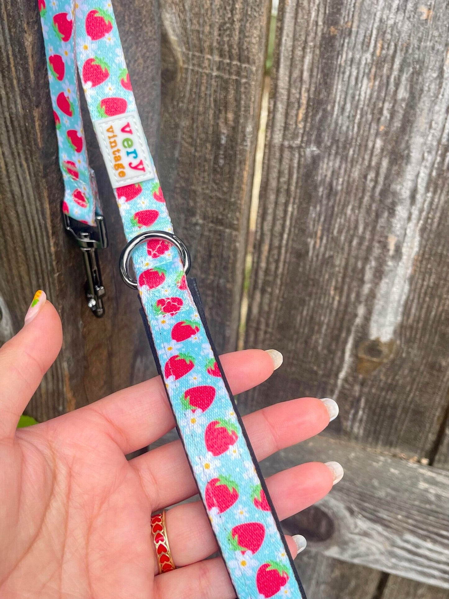 Berry Bestie Dog Leash – Strawberry Print Lead – Recycled & Eco-Friendly
