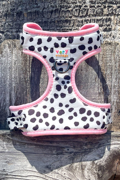 Moo No-Pull Dog Harness – Eco-Friendly Cow Print Dog Gear